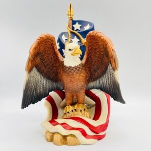 Lenox American Pride Figurine Bald Eagle US Flag Fine Porcelain 2002